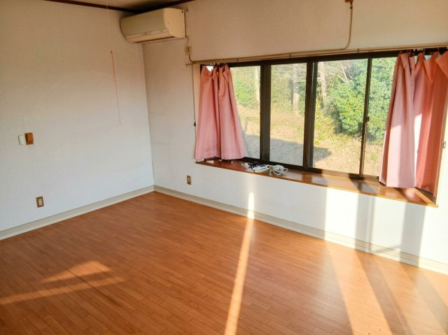 東松山市下唐子　中古戸建の収納|納戸