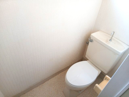 東松山市下唐子　中古戸建のトイレ|２階トイレ