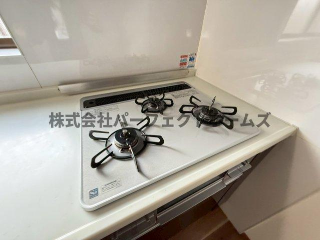 三井南町戸建　賃貸のキッチン|キッチンでお料理をお楽しみください