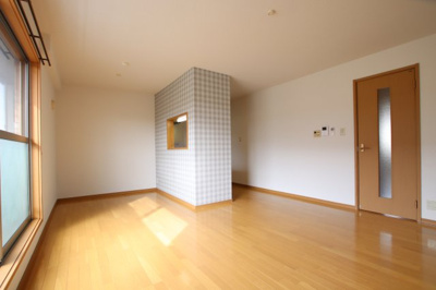 【居間・リビング】 | ドミール旭