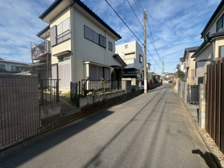 【前面道路含む現地写真】