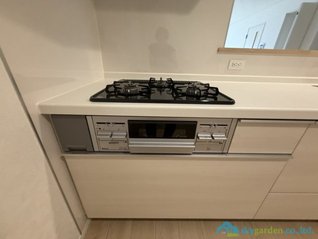 伊勢原市下落合第12　新築戸建　全2棟1号棟のキッチン