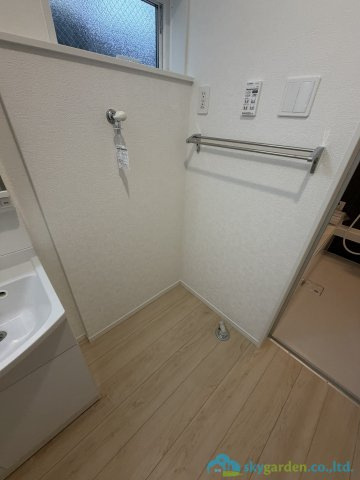 伊勢原市下落合第12　新築戸建　全2棟1号棟のランドリースペース