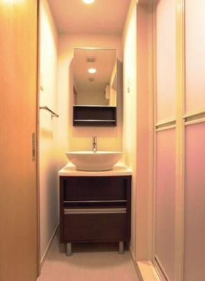 【洗面所】 | サンローヤル