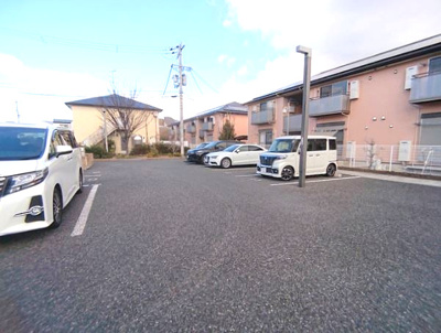 【駐車場】 | ドミール旭A棟