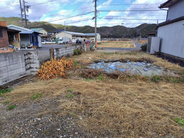 ６３８５０　山県市西深瀬土地のその他