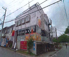ヤベツビルの外観