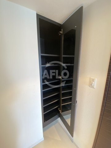 カスタリアタワー肥後橋の玄関|カスタリアタワー肥後橋　収納