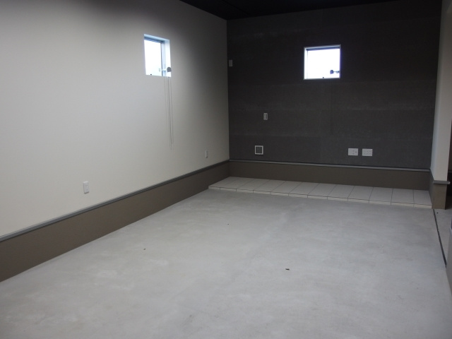 ガレージハウスの駐車場