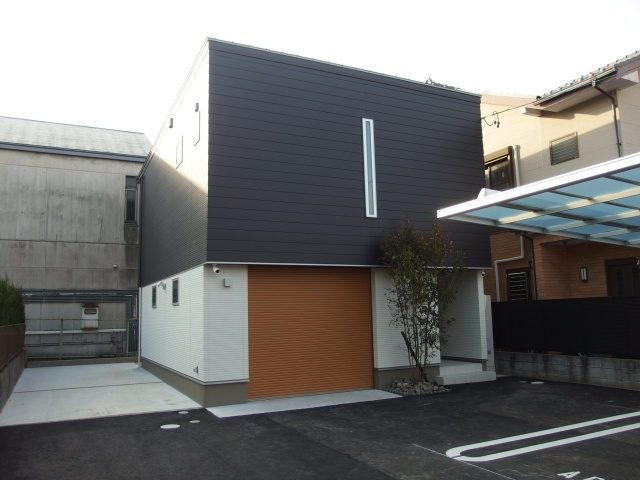 ガレージハウスの外観