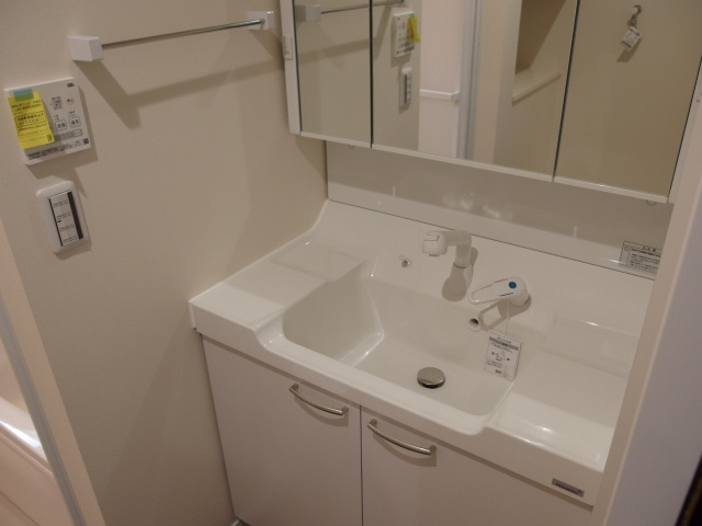 ガレージハウスの洗面所