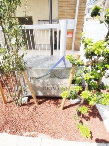 カラスヤマテラスＮ