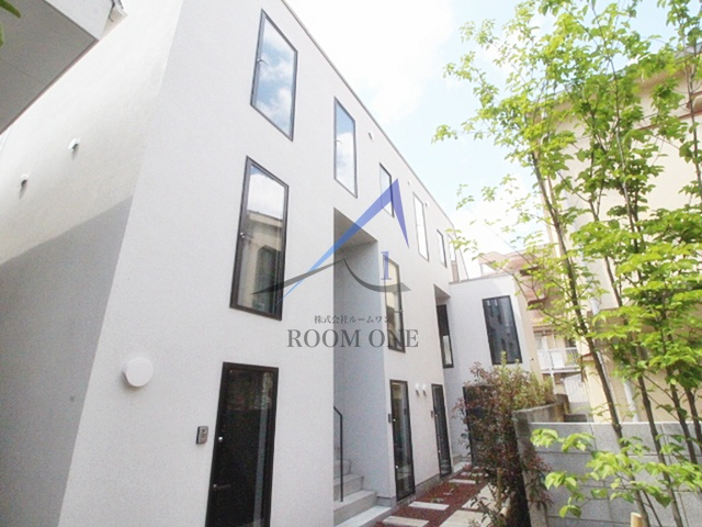 カラスヤマテラスＮ