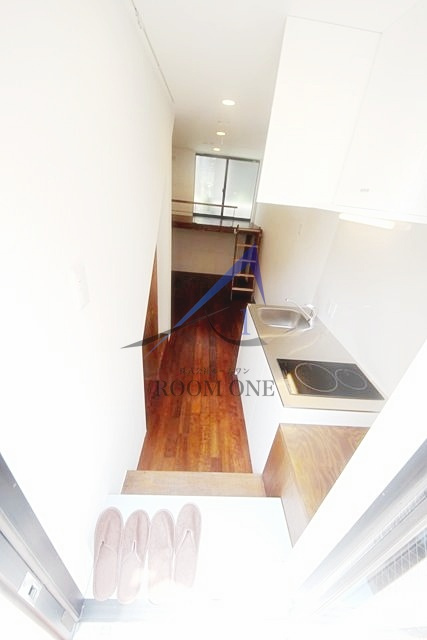 カラスヤマテラスＮの玄関|玄関です。