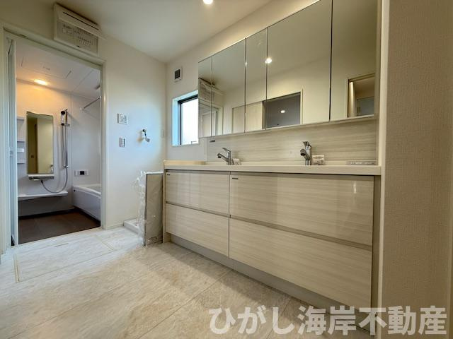 茅ヶ崎市浜之郷　新築戸建　全２区画の脱衣所|脱衣スペース