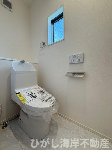 茅ヶ崎市浜之郷　新築戸建　全２区画のトイレ|洗浄機能付きお手洗い