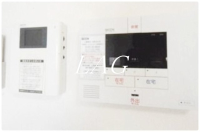 【セキュリティ】 | リブリ・東上野 | モニター付きインターホンです。