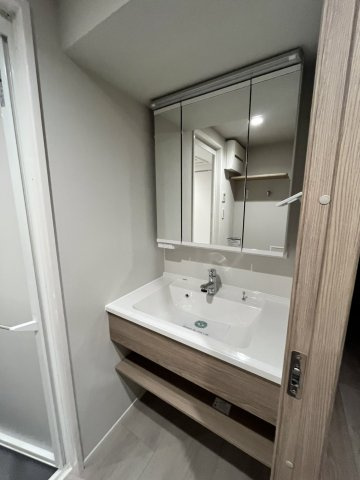 【独立洗面台】