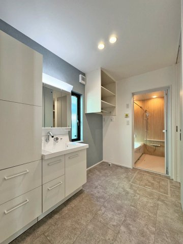 しあわせの杜 建売A棟の独立洗面台