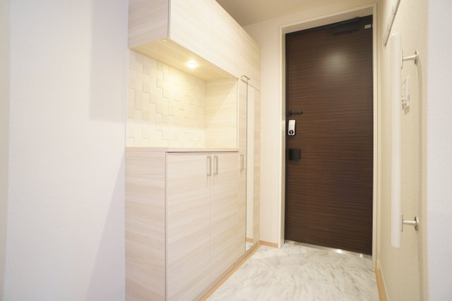 シャーメゾン　グリナージュの玄関