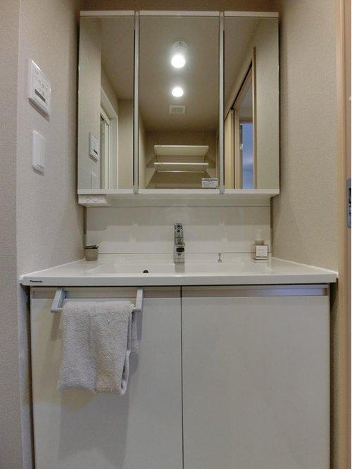 ベルシュ青山新町の洗面所