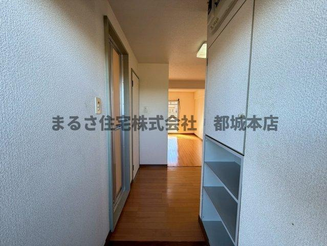 イーストウッドの玄関