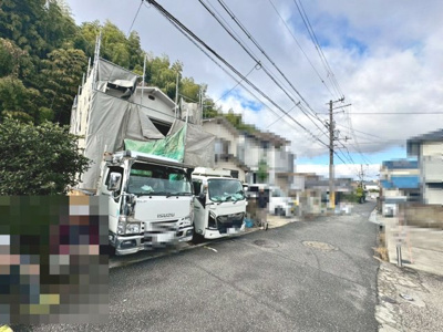 【外観】 | 今熊２丁目　新築一戸建 | ◆ＬＤＫ約１６．６帖◆広々とした開放感あふれるリビングです!ゆったり寛げる充分な広さがございますので、ご家族でインテリアのレイアウトを考えるのも楽しみになりそうです♪