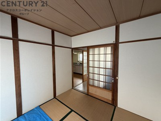 伊丹市緑ケ丘３丁目貸家の寝室