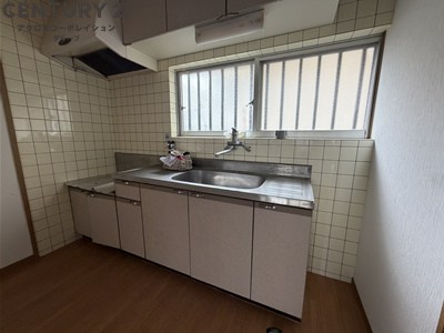 コンパクトなキッチンで掃除もラクラク