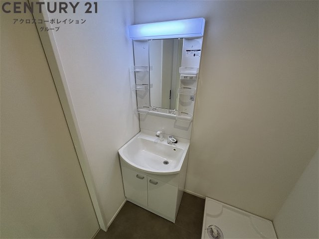 独立洗面化粧台付きでおすすめです！