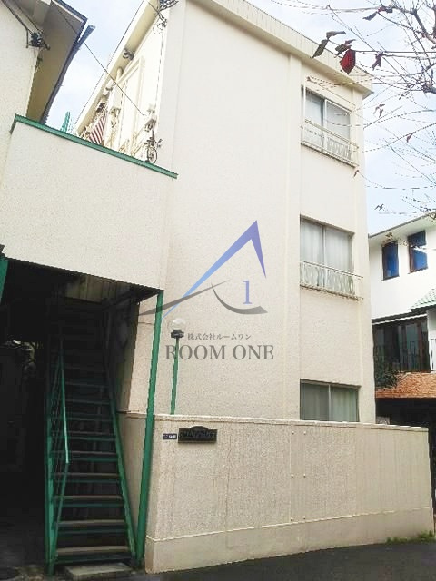 アゼリアハウス