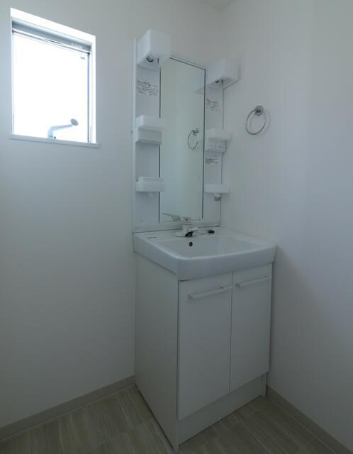 豊島区千川２丁目のアパートの洗面所