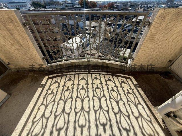 イーストウッドのバルコニー