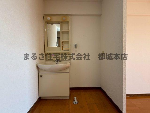 イーストウッドの洗面所