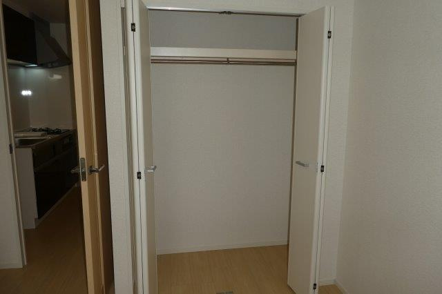 SUN16浜町の収納|クローゼット１