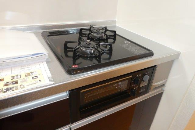 SUN16浜町のキッチン|２口ガスコンロ