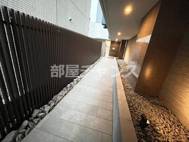 プロシード大須のエントランス