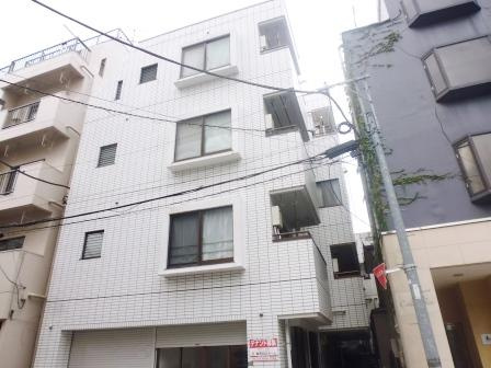 新井ビル（白山5丁目）の外観