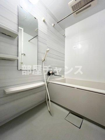 シエルブルー栄の浴室
