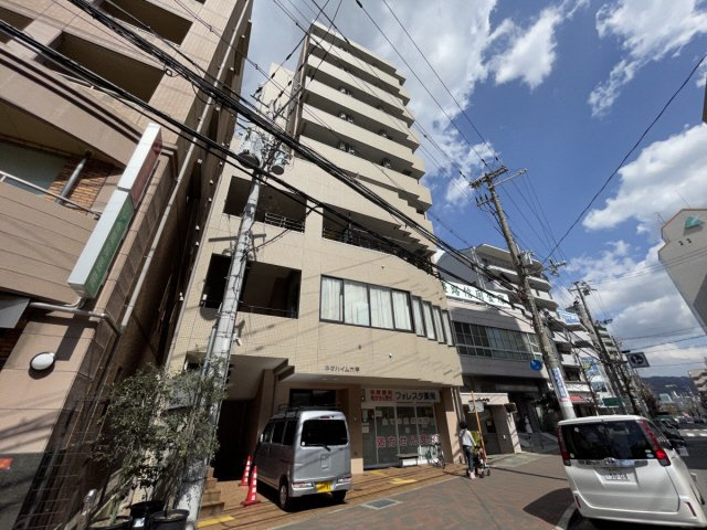 ネオハイム六甲の外観