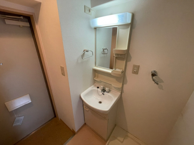 ネオハイム六甲の洗面所