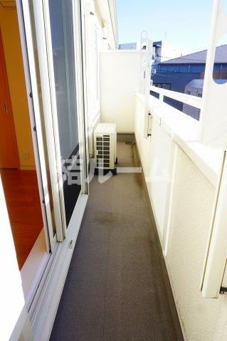 板橋区小茂根４丁目のアパートのバルコニー