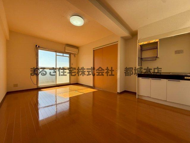 イーストウッドの居間・リビング