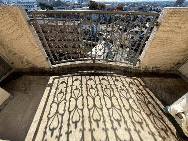 イーストウッドのバルコニー