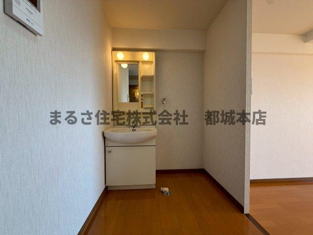 イーストウッドの内装