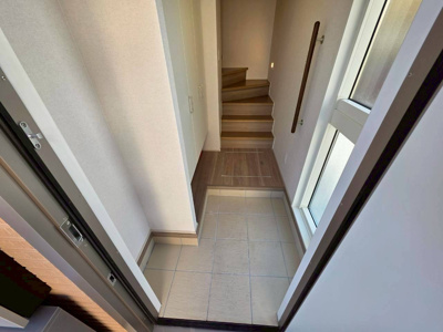 【玄関】 | ハウスペンギン