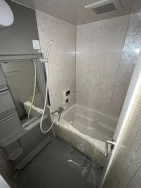大阪市中央区大手通１丁目の賃貸マンションの浴室