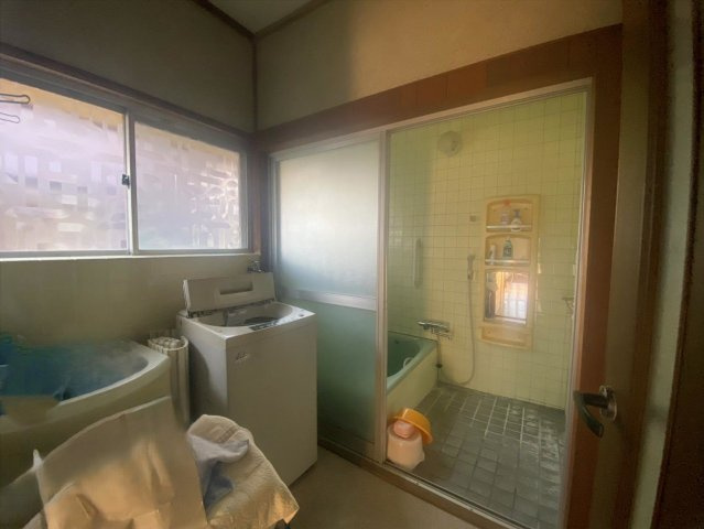 川添2丁目の浴室