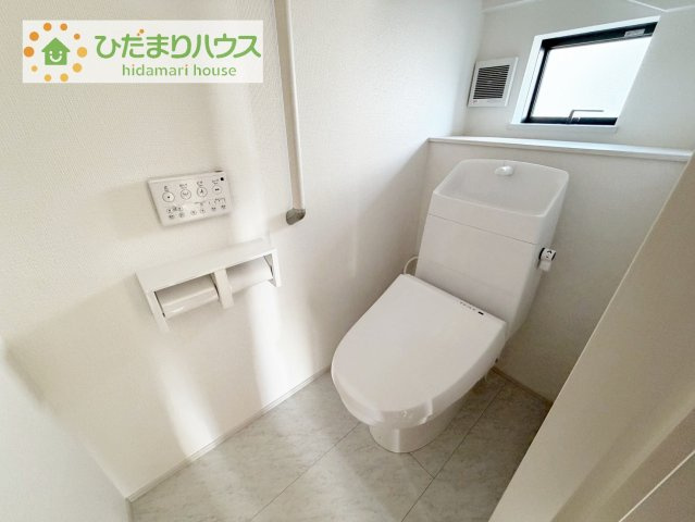 【トイレ】 | 土浦市右籾2448番　新築戸建　C号棟 | トイレは1F、2F共に完備！取り合いになることがありませんね(^^)/