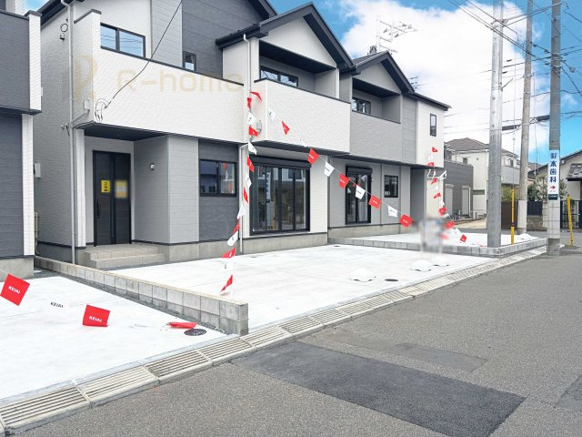 流山市こうのす台4期　新築戸建て　2号棟の駐車場|カースペースは2台お停めいただけます♪
